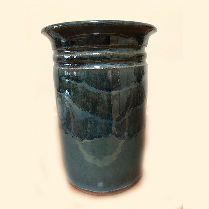 Item 286<br>Blue-glazed brown stoneware vase, 5.5 in tall x 3.9 in wide.<br>