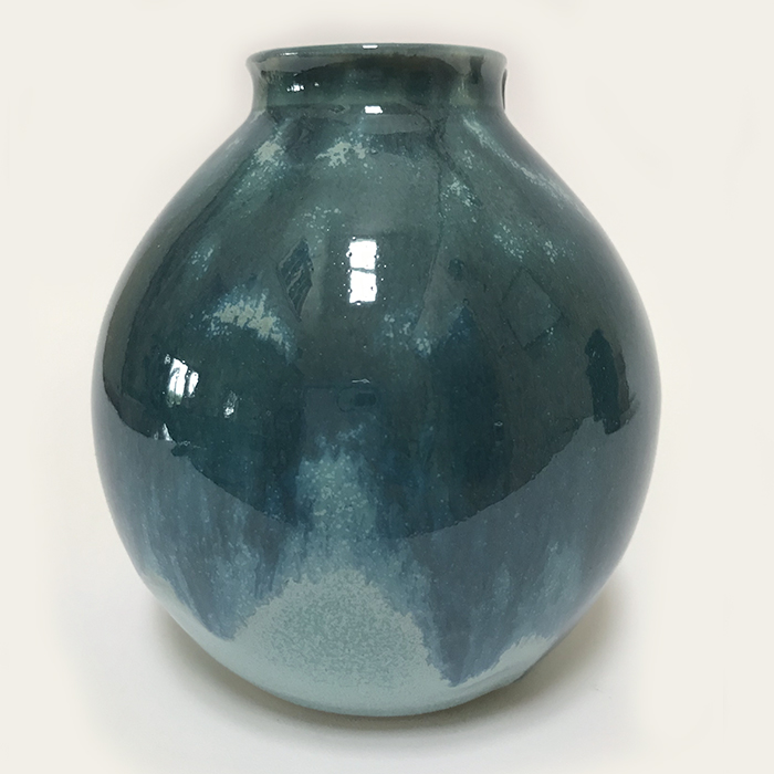 Item 345<br>Turquoise Vase, 4.25 in tall x 3.75 in wide.<br><b>Sold</b>